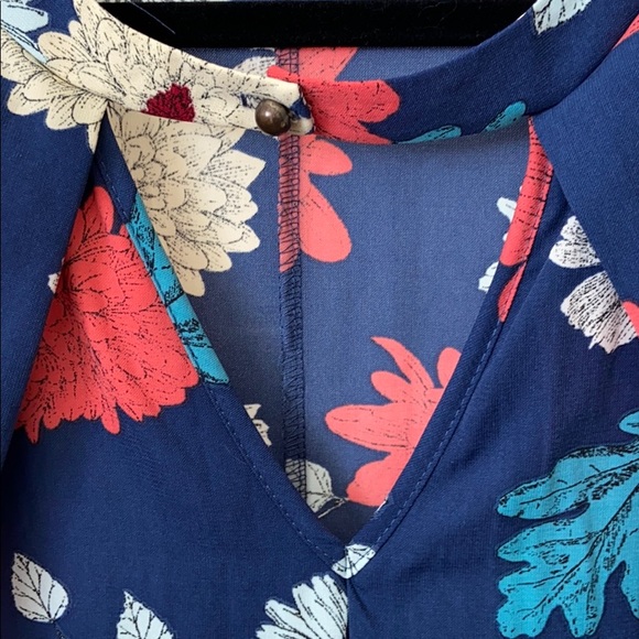 Spring Boutique Dress - Picture 3 of 3